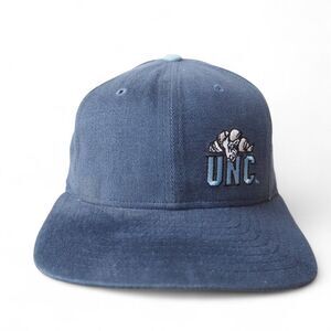 New Era Pro Model Collegiate Collection VTG 90s UNC Tar Heels Strapback Hat OS